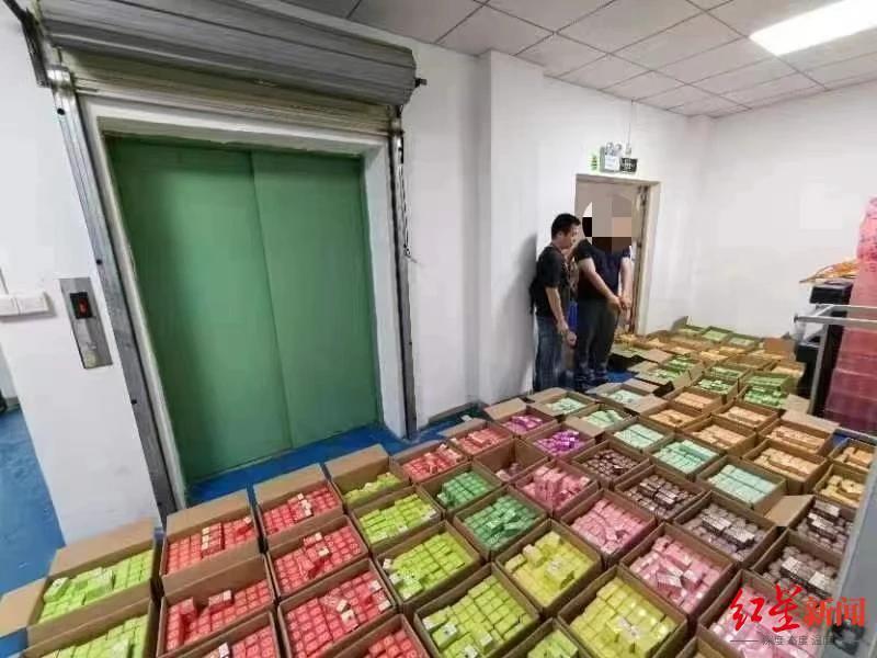 Gansu Police Bust Over 15 million USD Counterfeit E-cigarette Ring in Shenzhen
