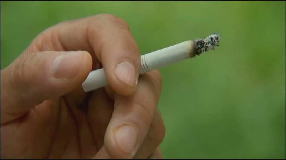 El consejo de Minneapolis propone nuevas regulaciones sobre el tabaco para aumentar los precios.