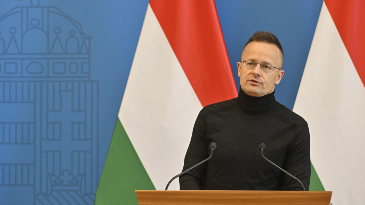 BAT to Establish Smokeless Product Production Center in Pécs, Hungary
