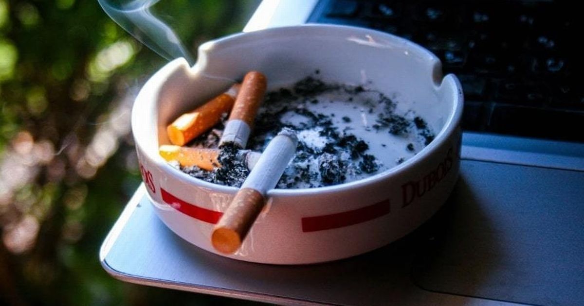Controversia rodea la propuesta de legislación del gobierno del Reino Unido para prohibir el tabaco.