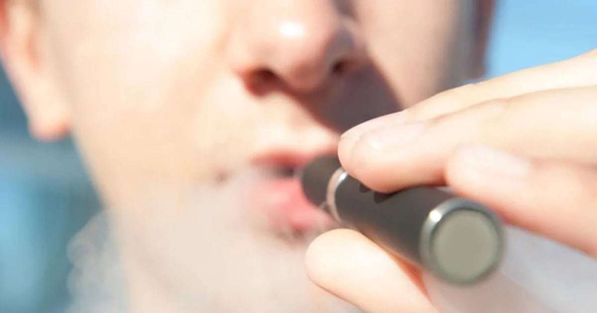 Trends in E-cigarette Use among US Adolescents from 2015-2021