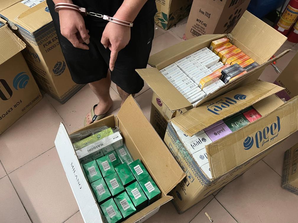 Operación ilegal de gran escala de tabaco en Lanzhou: represión y detenciones