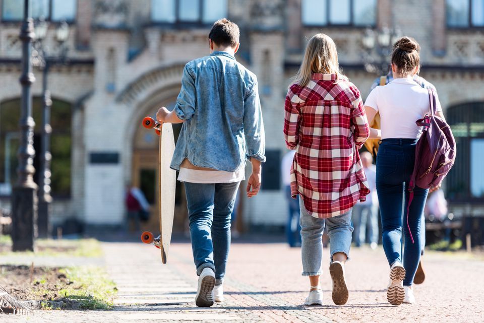 Tendencia creciente del uso de cigarrillos electrónicos entre los adolescentes finlandeses