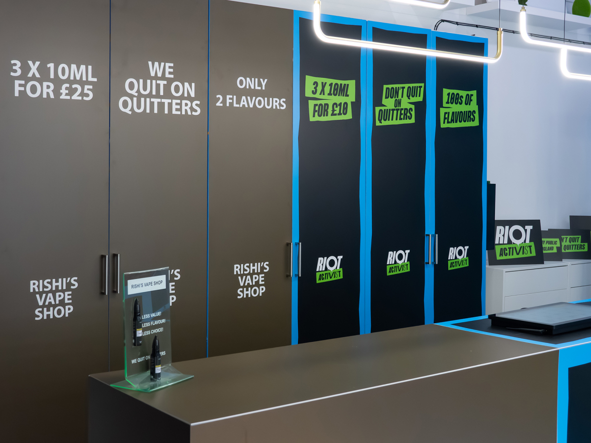 UK E-cigarette Company Opened "The Flavourless Vape Shop" to Protest Restrictions