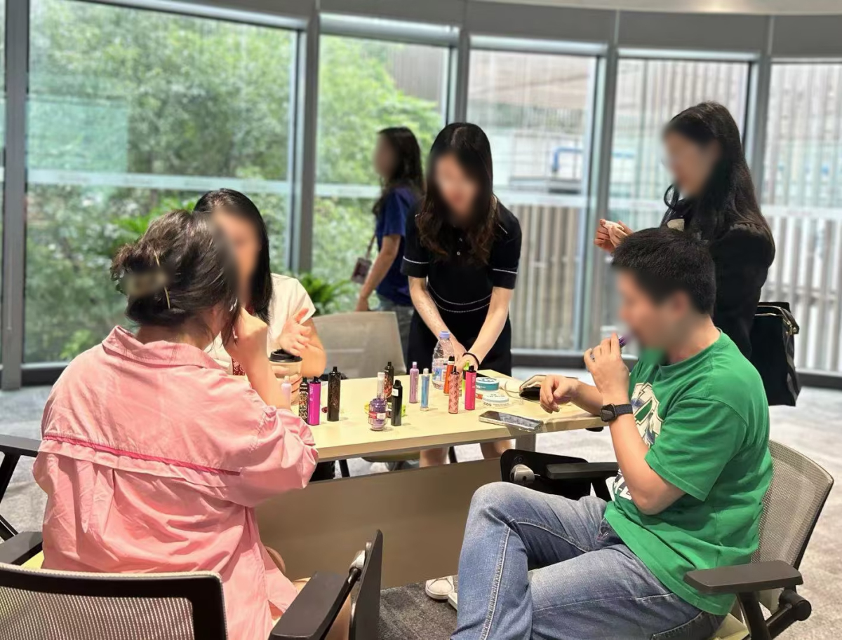聚焦产业技术革新 两个至上成功举办迪拜电子烟展样品分享会