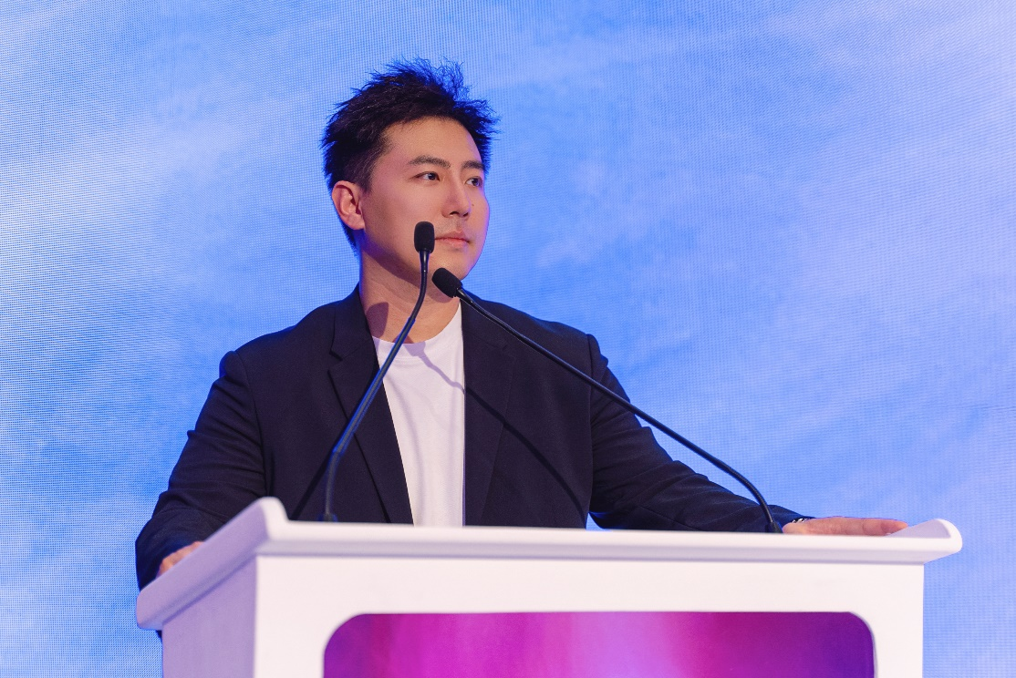 FEELM won 2 awards and introduced 10 new products to the
