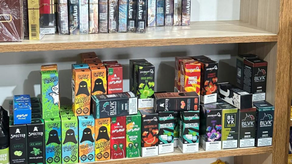 巴西查获约500支非法电子烟 涉及电子烟品牌ELFBAR、OXBAR、IGNITE