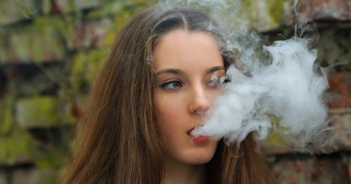 Scottish Retailer Warns of New "High Volume" Disposable E-cigarette