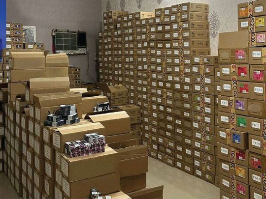 阿联酋查获近80万支非法电子烟 疑似涉及电子烟品牌NASTY