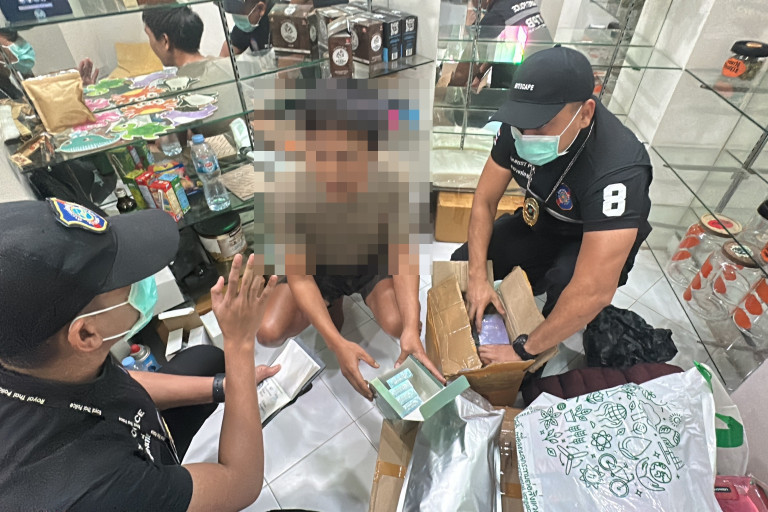 Illegal E-cigarette Seizure Leads to Arrest in Thailand
