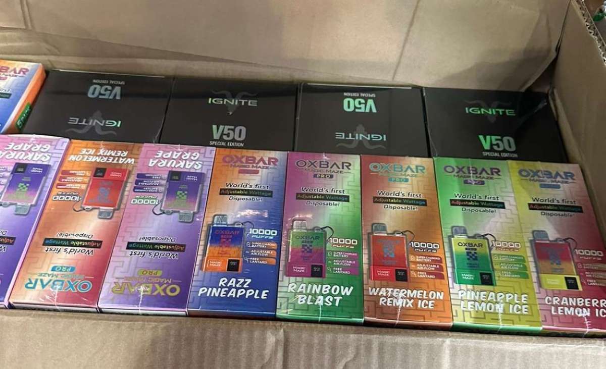 巴西查获超千支走私电子烟 涉及“IGNITE”“OXBAR”等电子烟品牌