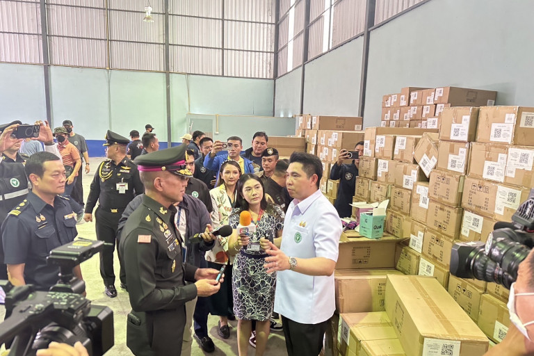 Illegal E-cigarette Warehouse Raided by Thai Army in Bueng Kham Phroi