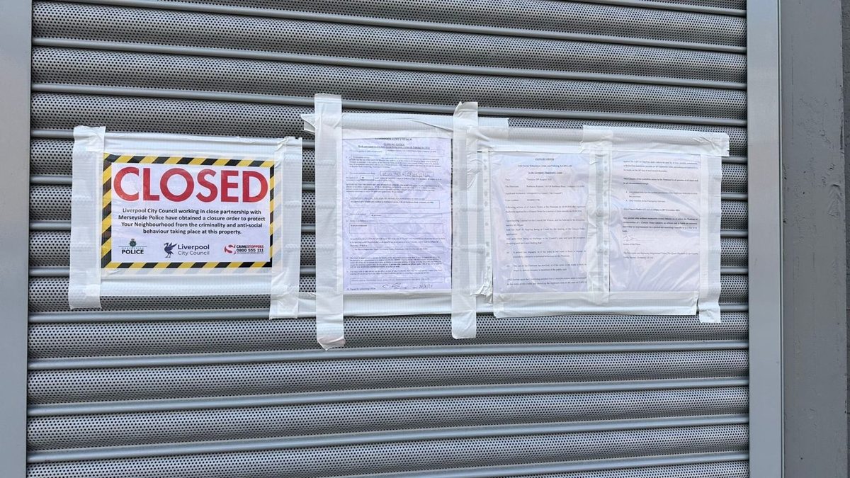Aumento en las ventas ilegales de cigarrillos electrónicos provoca una represión por parte del Consejo de Liverpool.