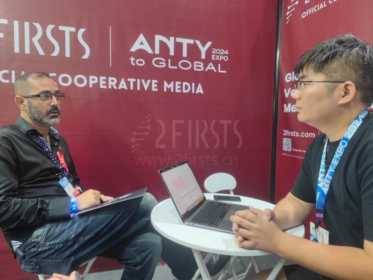 RIFBAR: Combining E-cigarette with Innovative Gaming Experience