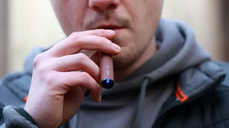 EU Calls for Expanded Smoking Ban in Outdoor Areas