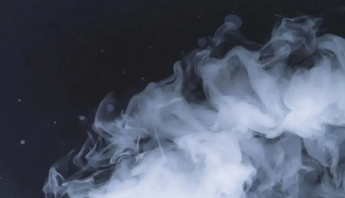 Fine for Smoking E-Cigarettes in Public Places in Russia
