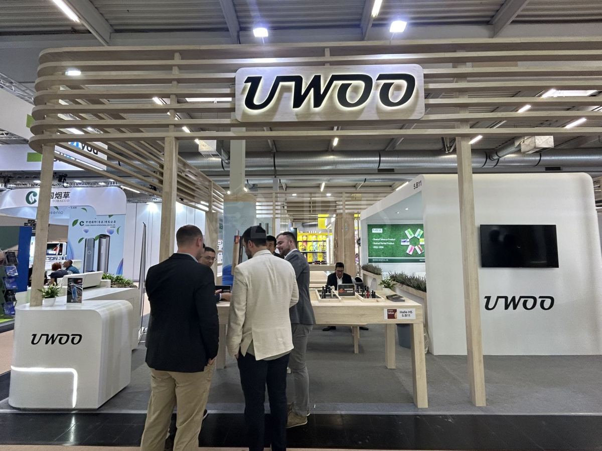 展会观察|中烟香港、PMI 、BAT、思摩尔、合元等企业携加热不燃烧品牌参展