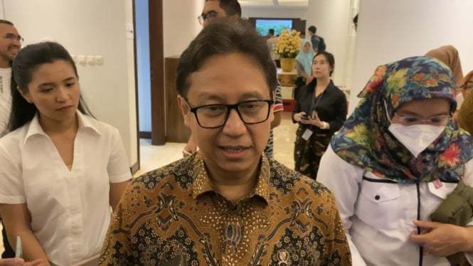 Discusión en curso sobre la política de envasado de tabaco sin marca en Indonesia.