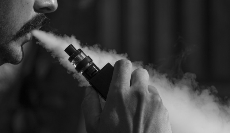 Czech Republic Considers Ban on Flavored E-Cigarettes