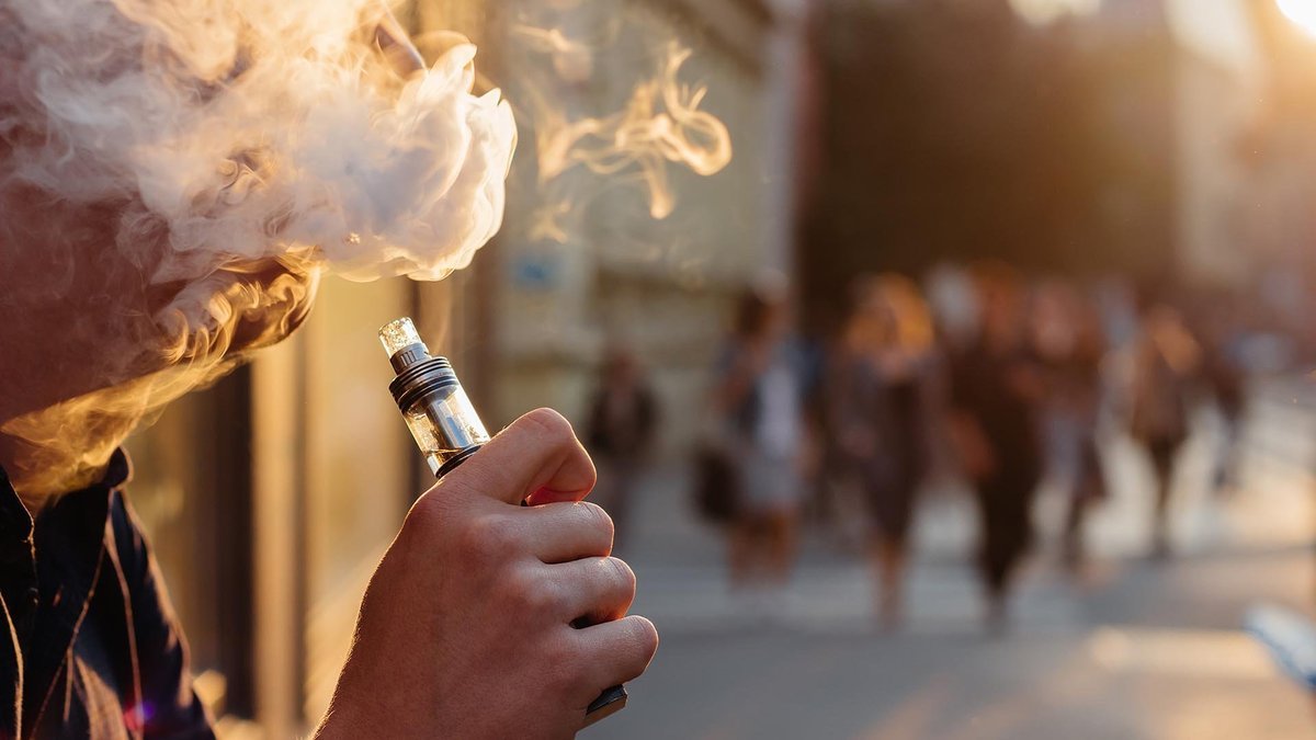 Impacto de las nuevas regulaciones sobre el tabaco en Malasia en la industria de los cigarrillos electrónicos.