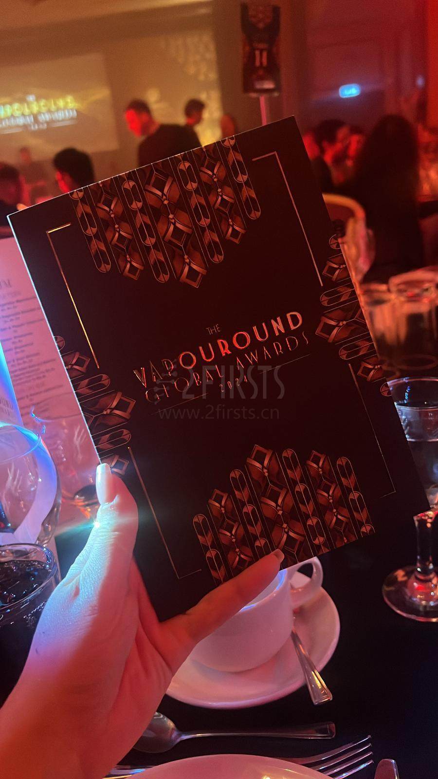 Los 9° Premios Vapouround: Celebrando la excelencia en la industria de los cigarrillos electrónicos.