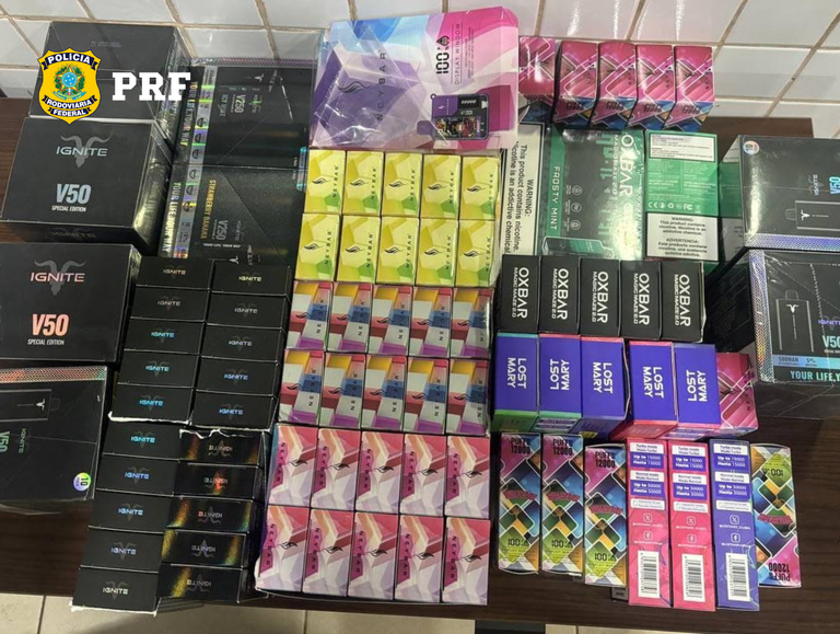 Incautan 421 cigarrillos electrónicos de contrabando en Brasil: Operativo de la PRF en Guarái descubre productos ilegales de marcas conocidas.