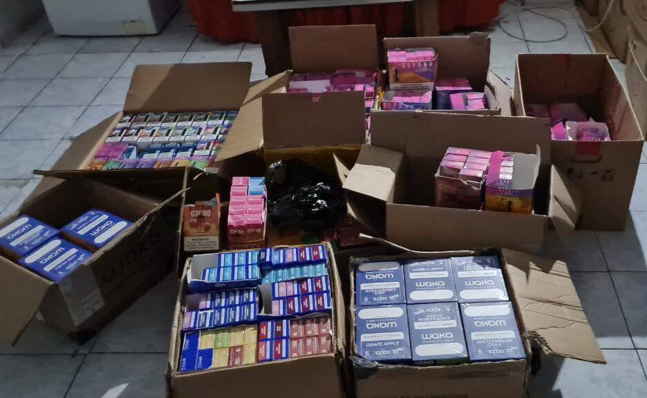 Kazakh Police Seize Nearly 1,000 Illegal Vapes, Including ELFBAR and WAKA