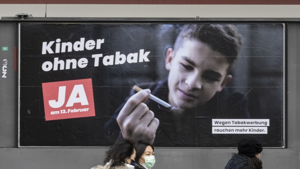 Switzerland Struggles to Implement Tobacco Advertising Ban Again