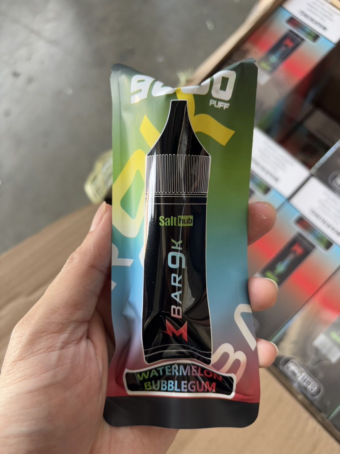 泰国海关缴获近5万支非法电子烟 “esko bar”、“spaceman”等品牌涉案