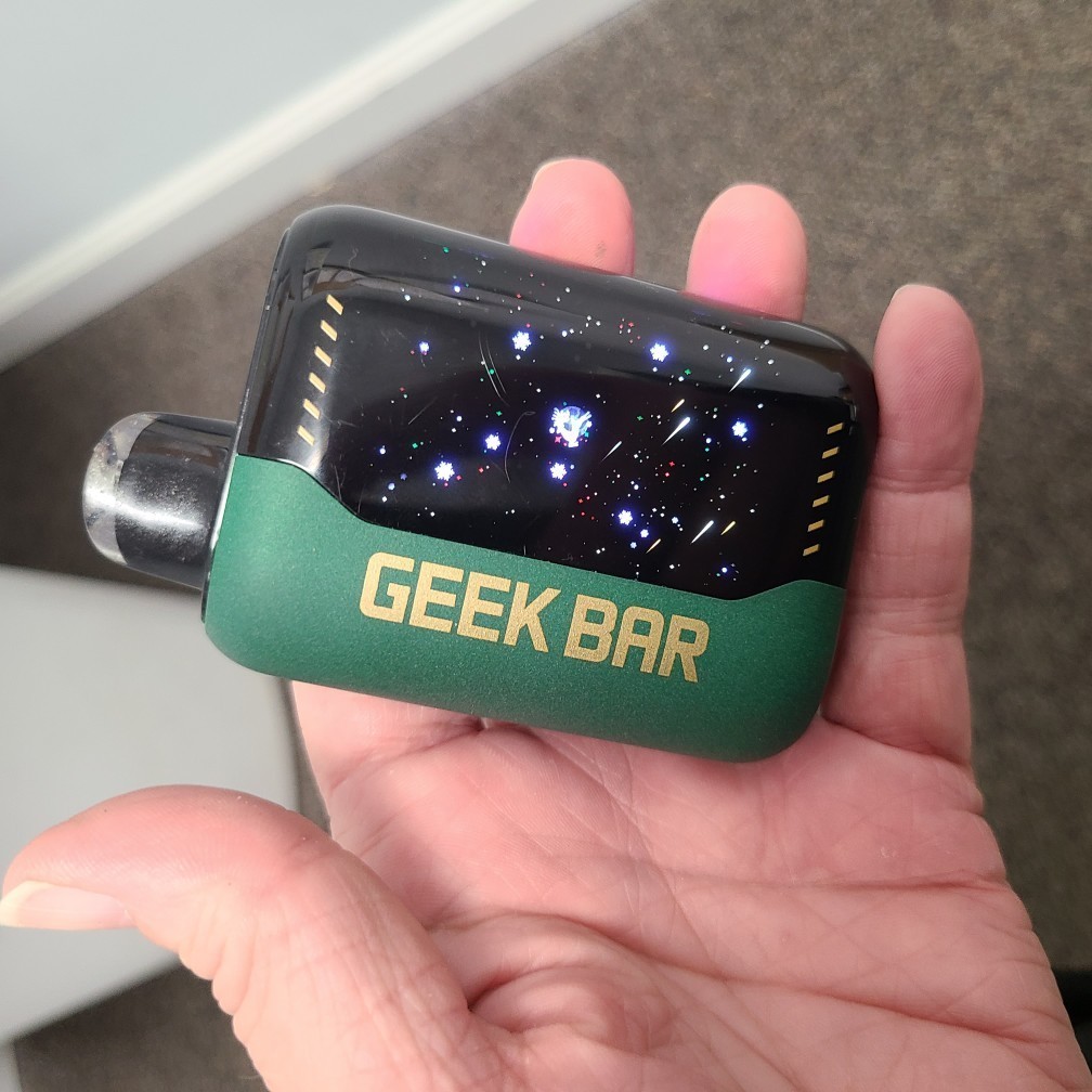 Geek Bar Pulse Mintz: New Mint Flavor E-cigarette Launched in US