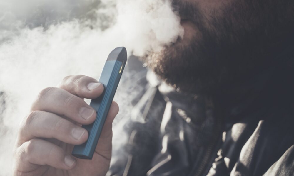 Rio de Janeiro Mayor Launches Campaign Against E-Cigarettes