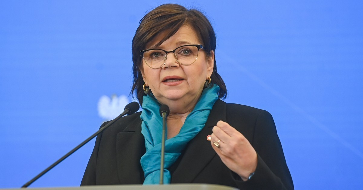 Poland Passes Law Banning Sale of E-Cigarettes to Minors