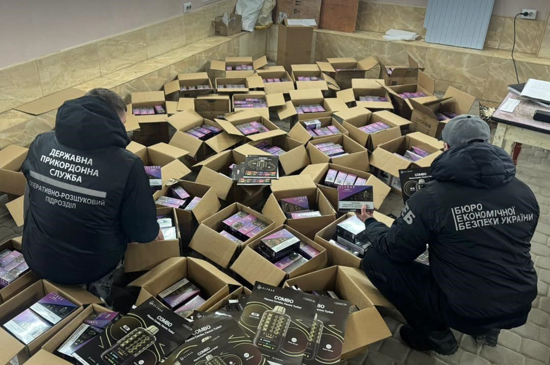Ukrainian Police Bust Massive E-Cigarette Smuggling Operation