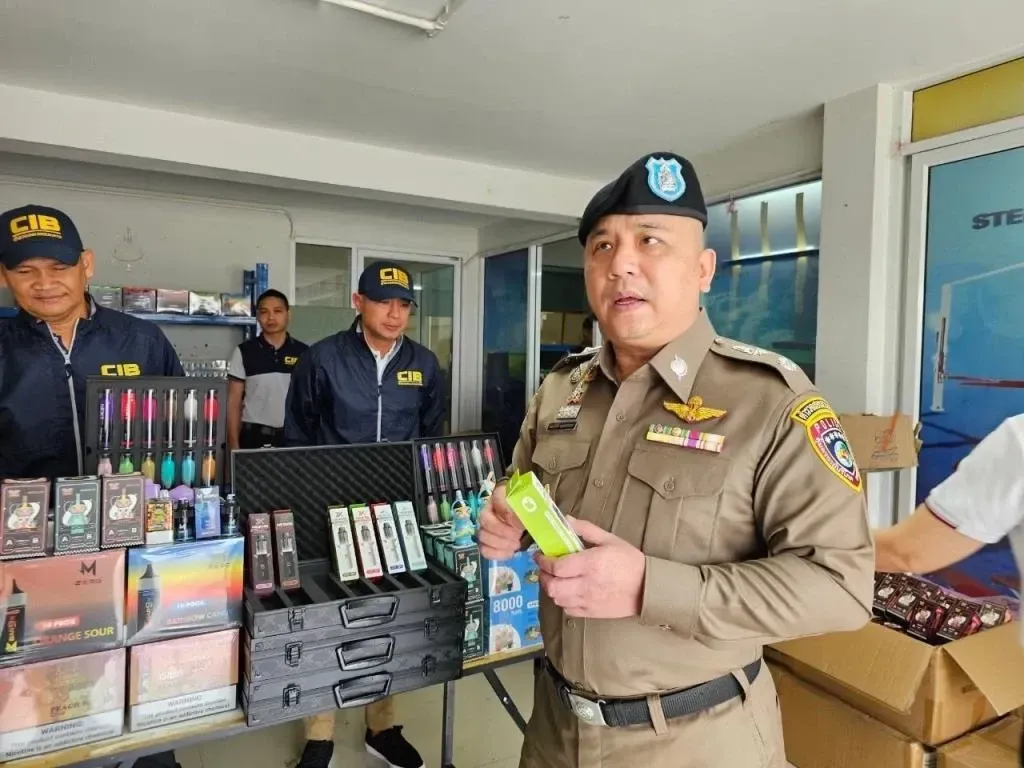 Thai Police Bust Large Online E-cigarette Warehouse in Chumphon Province