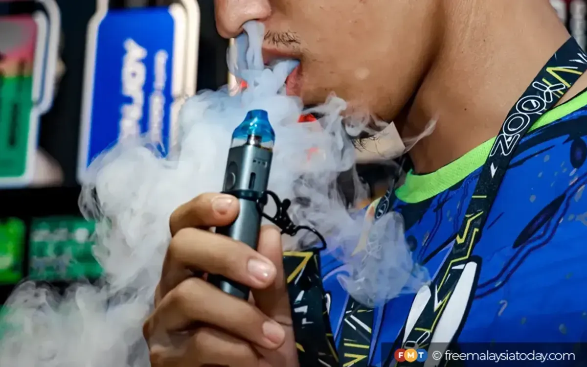 Regulating E-cigarette Sales: The Importance of Control and Support