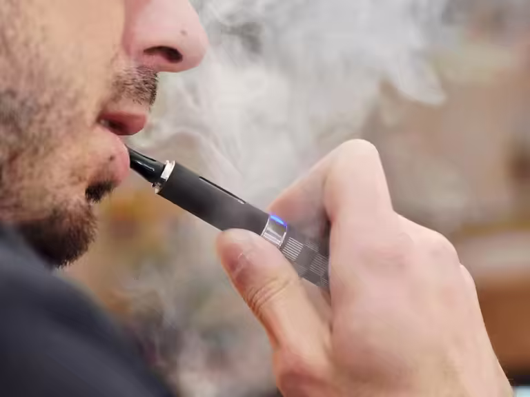 Colombian Congress Approves 30% Tax on E-Cigarettes and Vaping