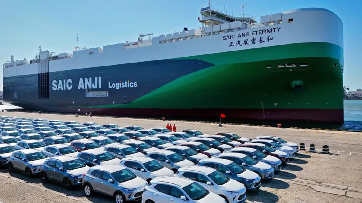 特朗普宣布新关税计划：3月4日起中国商品面临10%新增关税