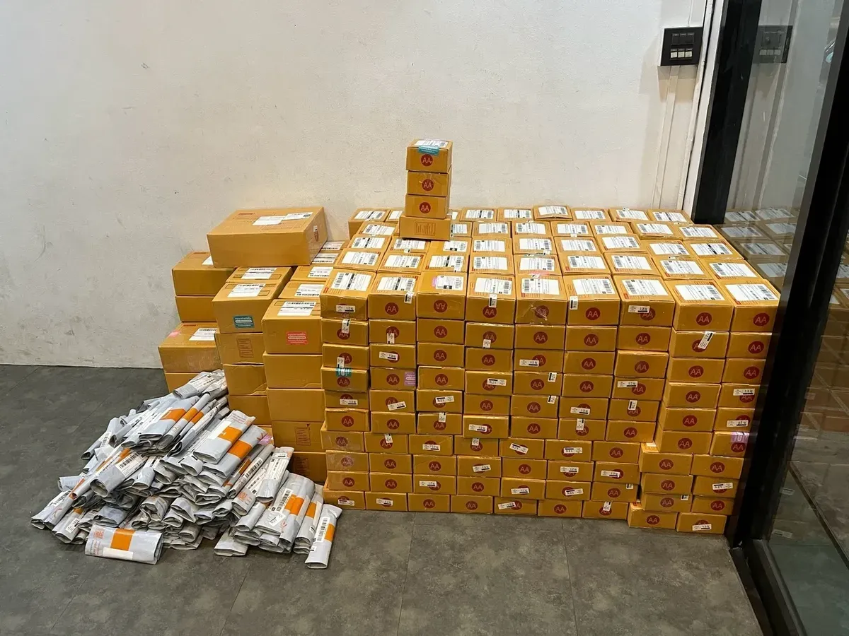 Thailand Authorities Seize 671 Packages of Illegal E-Cigarettes