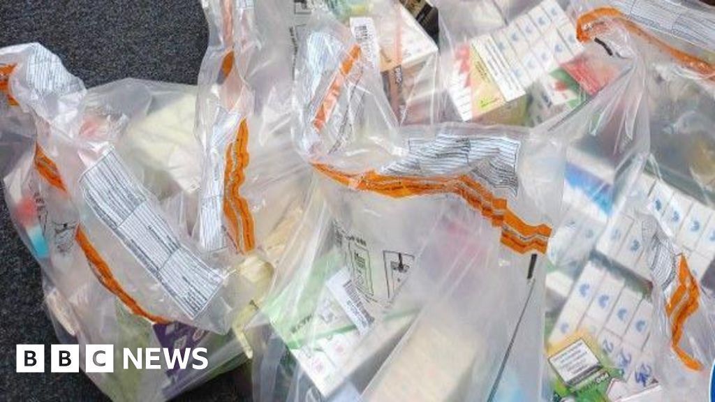 Redada masiva en Birmingham descubre tabaco ilegal y cigarrillos electrónicos.