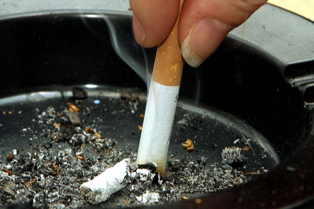 Impuesto propuesto sobre la contaminación del tabaco para financiar proyectos de control del tabaquismo.