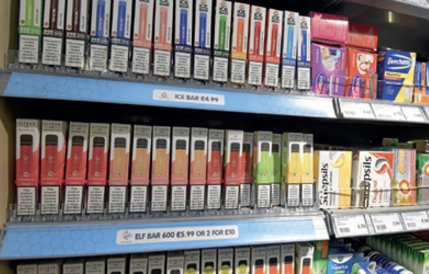 UK's Largest Co-op Group Bans Single-Use E-Cigarettes, Expands Nicotine Pouch Line