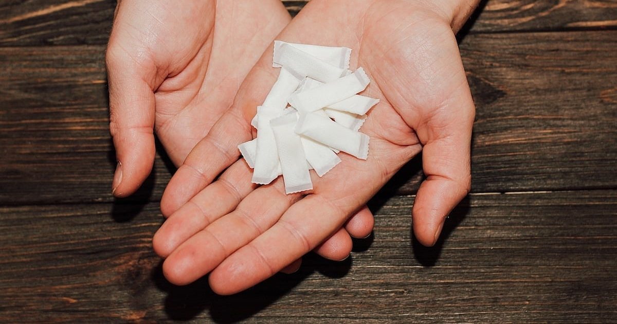 美国高中生尼古丁袋使用率升至5.4% 口味营销与社媒成推手