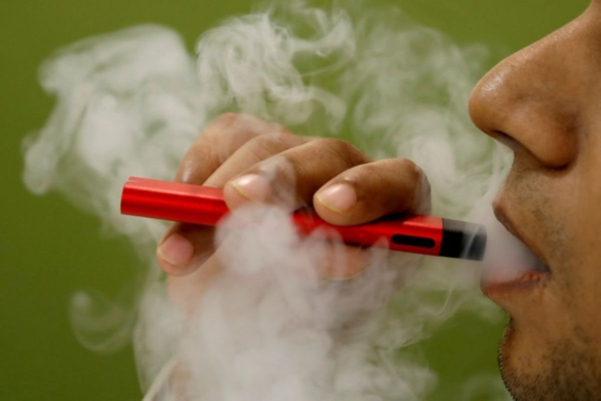 Malaysia's Selangor State Government Orders Seizure of E-Cigarette Ads