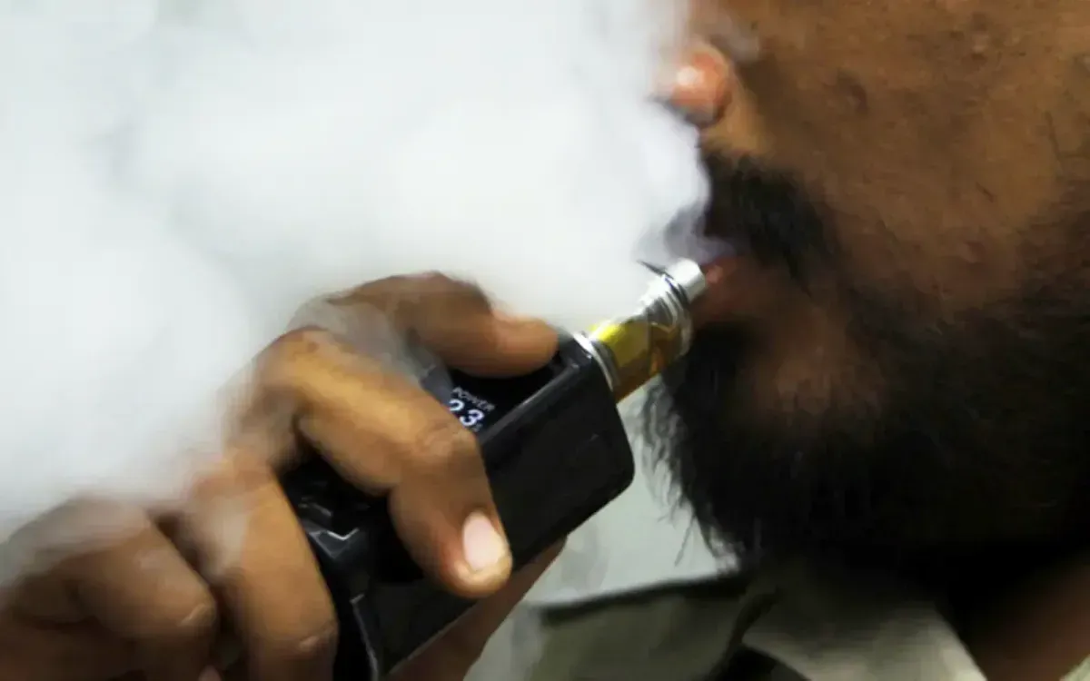 Selangor Government to Decide on Ban of E-cigarette Sales