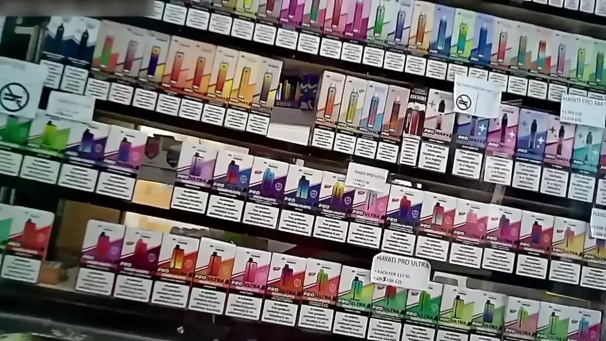 Prohibición en el Reino Unido de los cigarrillos electrónicos desechables efectiva el 1 de junio de 2025.