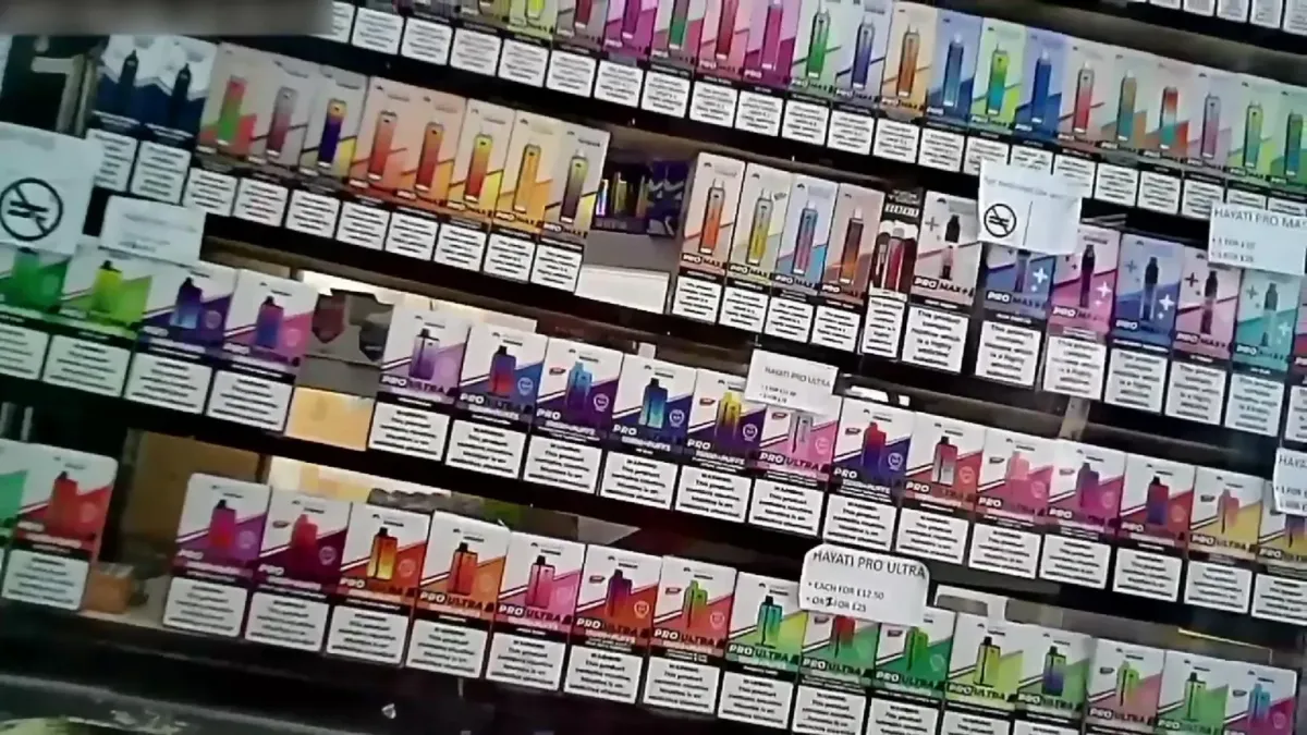 BBC卧底调查:一次性电子烟禁令两周后,近半数商店仍公然售卖产品