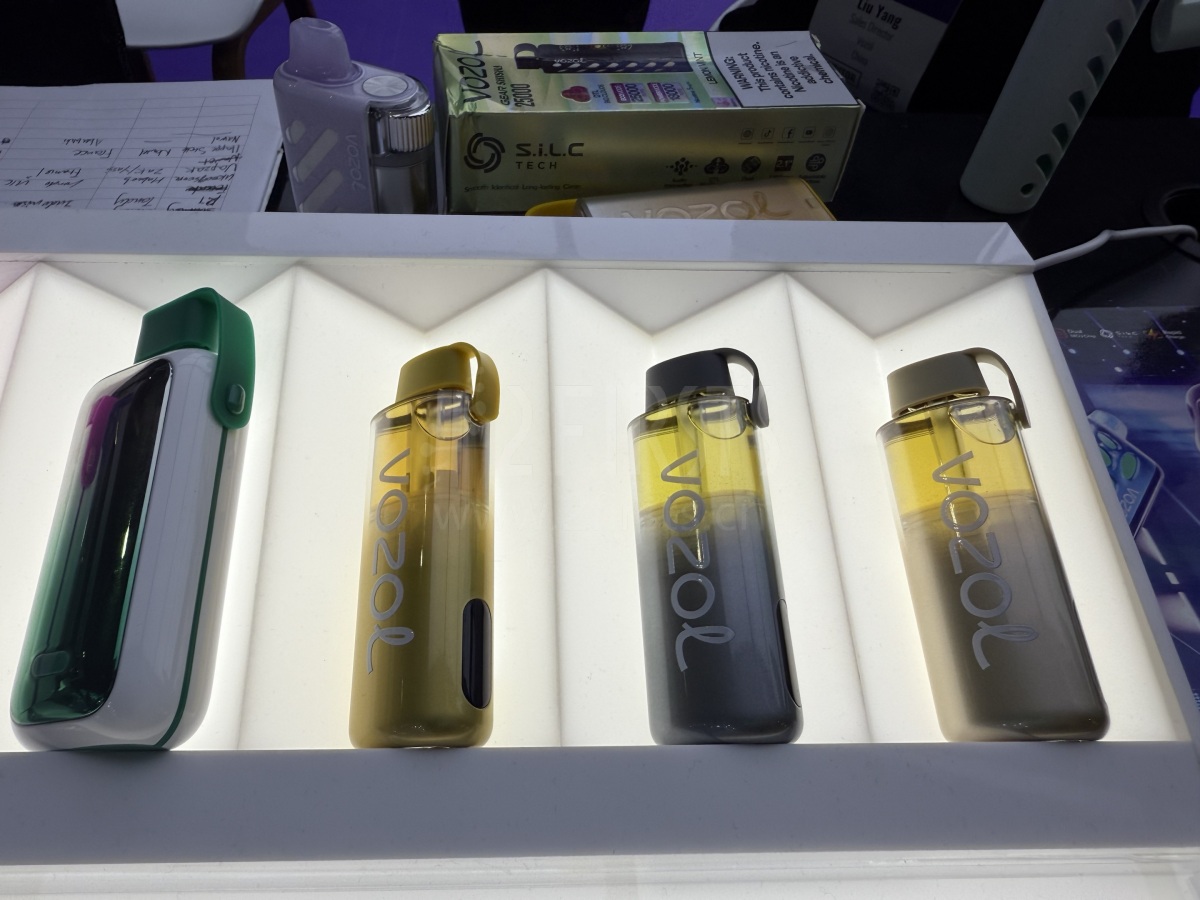 图集｜FEELM、Alfakher、RELX等众多品牌推出透明油仓产品