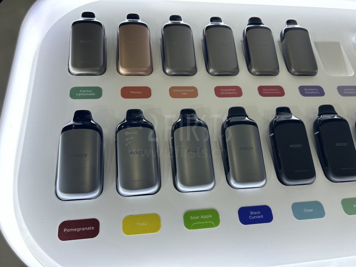 Exhibition Watch | Brands like RELX、Firstunion and HQD Showcase Aluminum Alloy E-Cigarettes