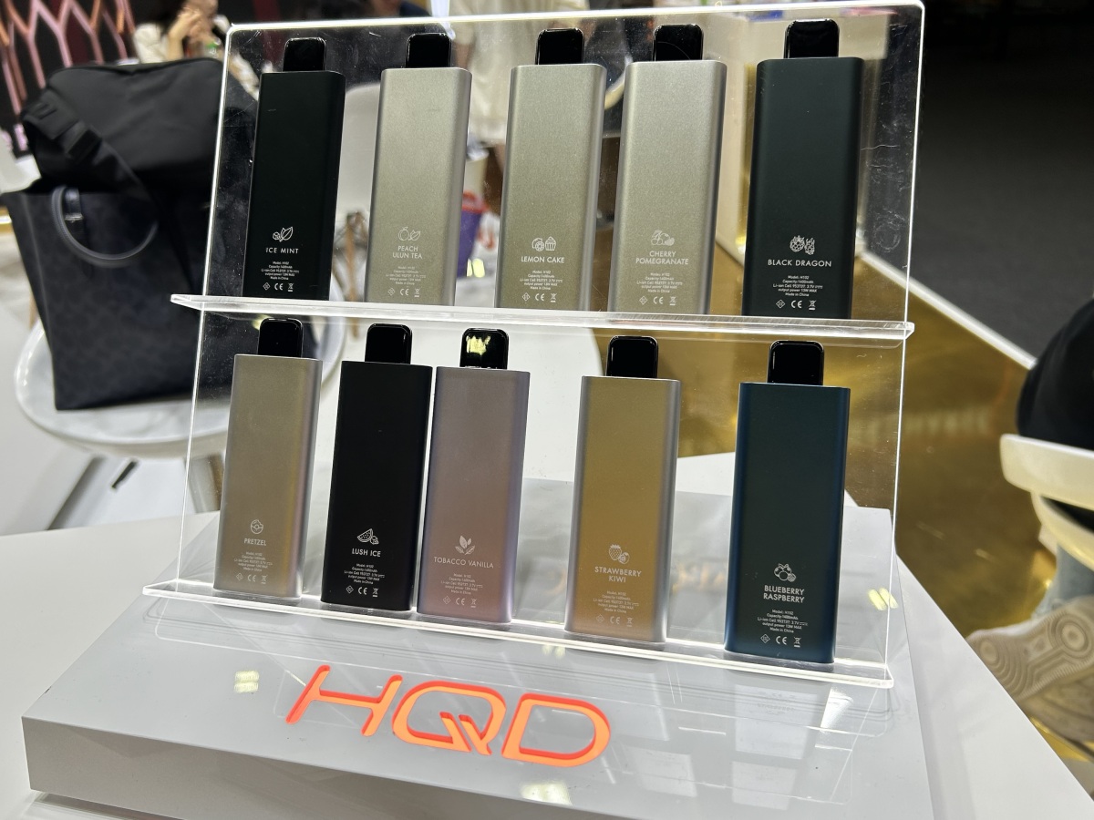Exhibition Watch | Brands like RELX、Firstunion and HQD Showcase Aluminum Alloy E-Cigarettes