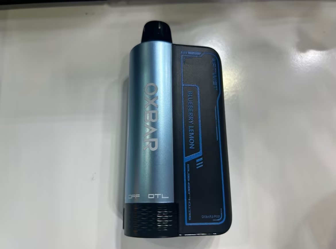 展会观察｜RELX、OXBAR等推出双模块式电子烟 多款产品搭载磁吸式屏幕